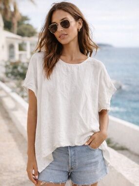 Italian Linen High-Lo Top Terzo Millennio | White Boho Coastal Button Back | S